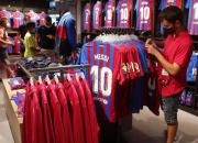 ضرر سنگین بارسلونا به خاطر پیراهن‌های «مسی»