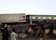 عکس/ برخورد مرگبار دو قطار مسافربری در پاکستان
