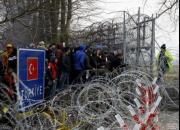 شلیک پلیس یونان به پناهجویان گرفتار در مرز ترکیه +فیلم