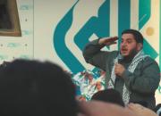 خواننده لبنانی سلام فرمانده در محضر رهبر معظم انقلاب می‌خواند+فیلم