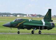 عراق ۱۲ جنگنده از پاکستان می‌خرد