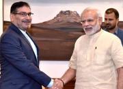 شمخانی با نخست وزیر هند دیدار کرد