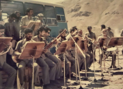 موسیقی به جبهه جان داد و از جنگ جان گرفت
