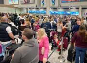 سرگردانی هزاران مسافر انگلیس در فرودگاه‌های سراسر اروپا