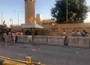 فیلم/ شعار تظاهرکنندگان عراقی مقابل سفارت آمریکا