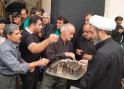 پذیرایی روحانیون از عزاداران حسینی در یزد + فیلم