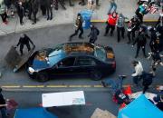 عکس/ حمله یک خودرو به معترضان ضدنژادپرستی