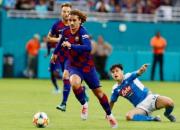 خوش آمد گویی جالب ناپولی به بارسا +عکس