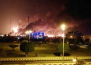 عکس/ آتش سوزی گسترده در تأسیسات نفتی عربستان