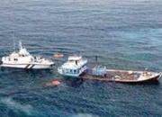 غرق شدن لنج باری در دریای عمان
