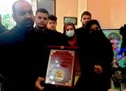اعطای مدال پدافند غیرعامل به خانواده شهید علی لندی