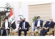 عکس/ حضور ظریف در جمع بیت شیعی