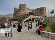 عکس/ استقبال مسافران نوروزی از قلعه فلک‌الافلاک